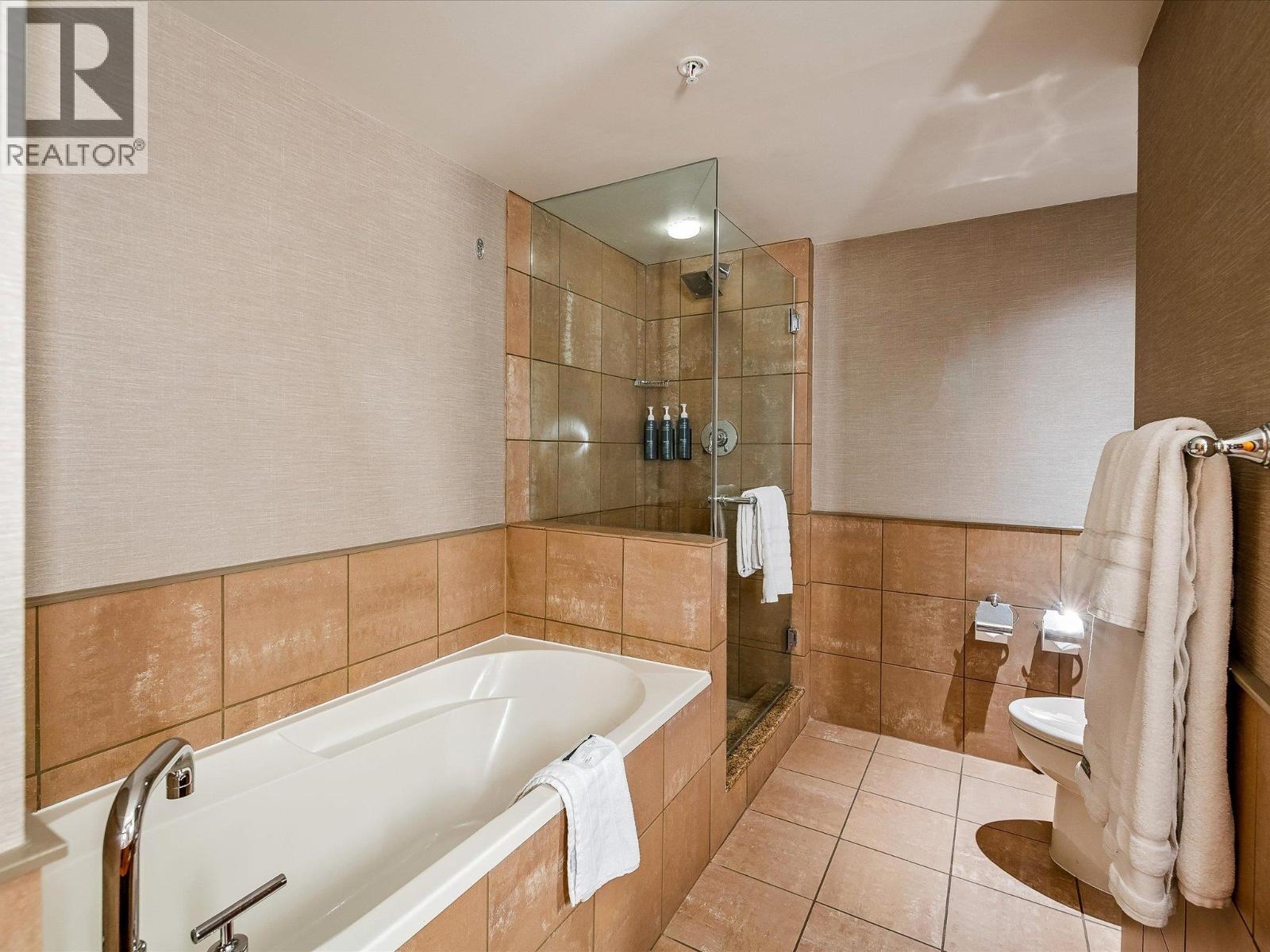 568 4090 Whistler Way, Whistler, British Columbia  V8E 1J3 - Photo 10 - R2991137
