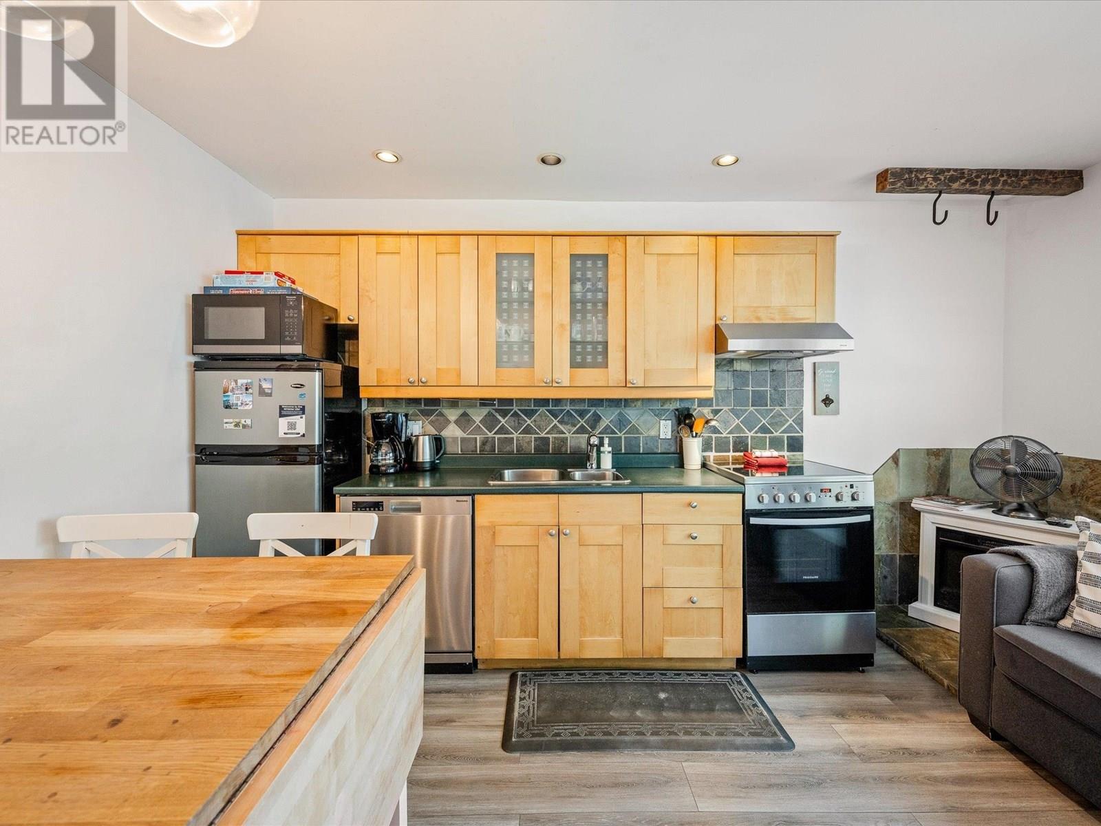 Property at 1 2134 SARAJEVO DRIVE image 2