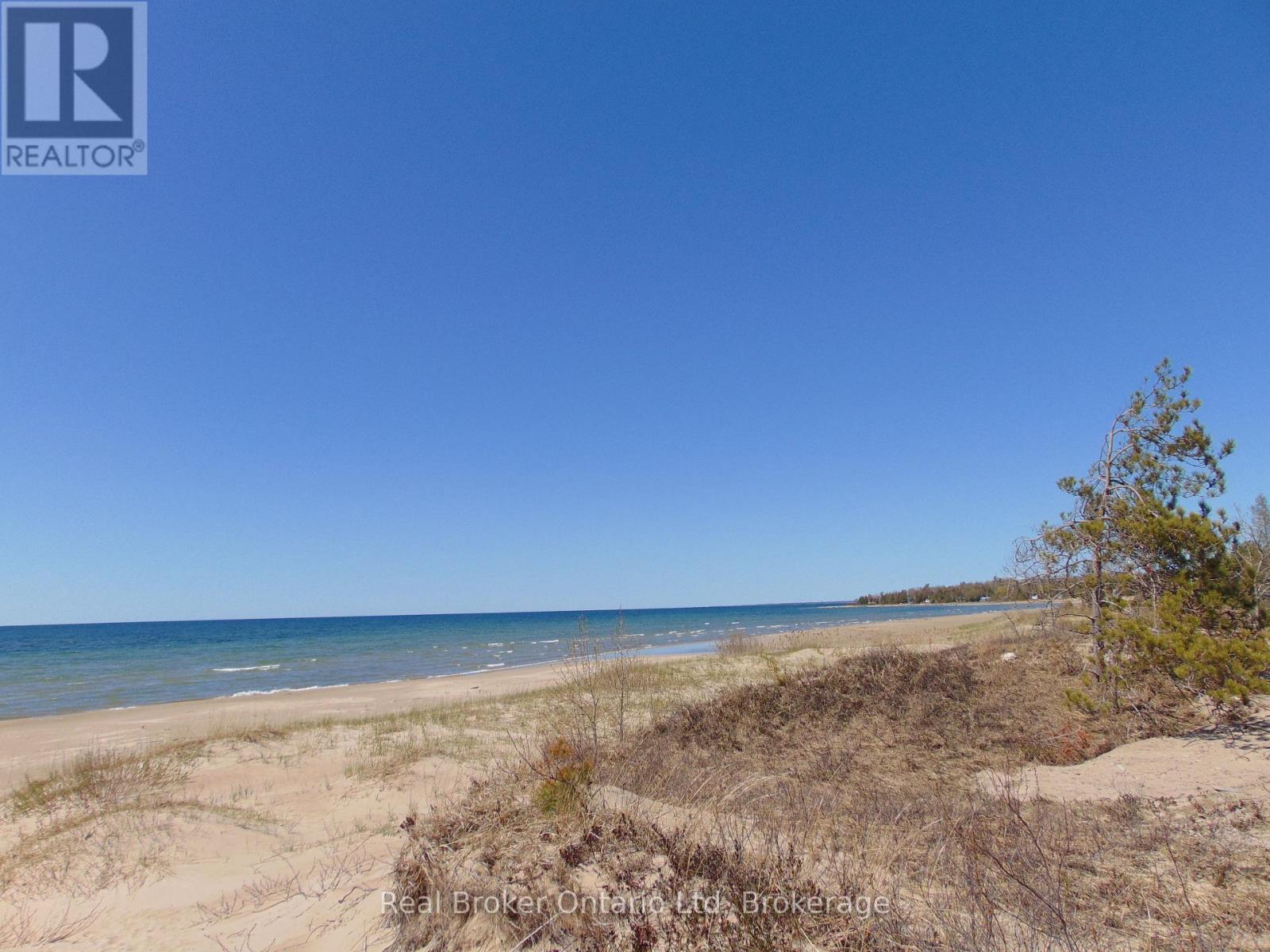 42 Thompson Avenue S, Native Leased Lands, Ontario  N0H 2L0 - Photo 19 - X12151697