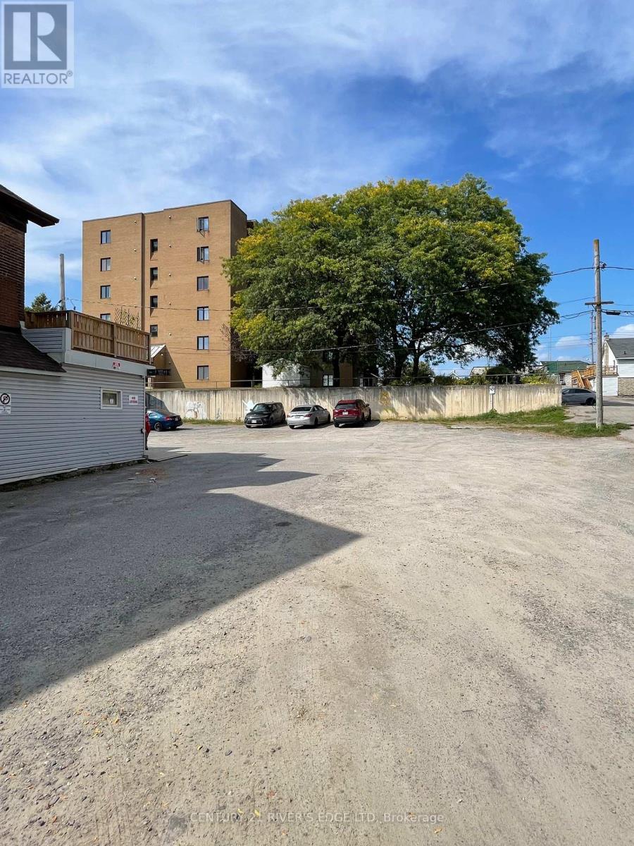 240-246 King Street W, Brockville, Ontario  K6V 3R9 - Photo 6 - X12223573