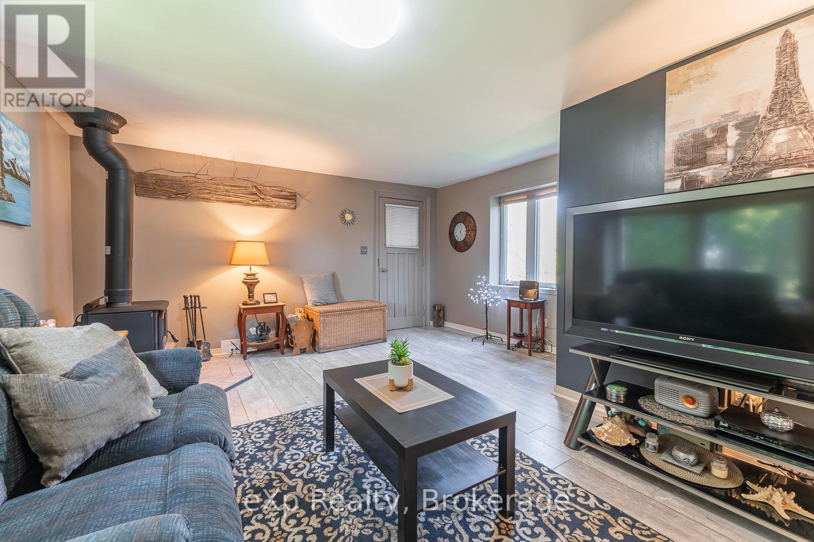 1201 Highway 6, South Bruce Peninsula, Ontario  N0H 2T0 - Photo 13 - X12223612