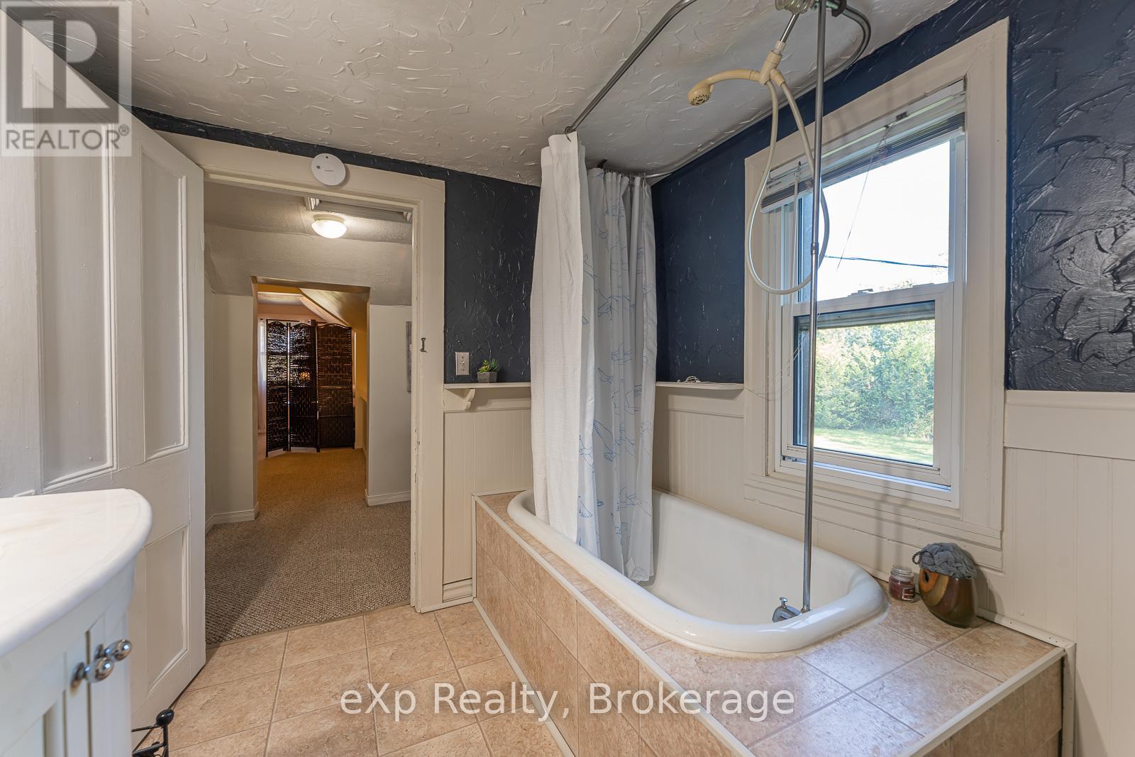 1201 Highway 6, South Bruce Peninsula, Ontario  N0H 2T0 - Photo 29 - X12223612