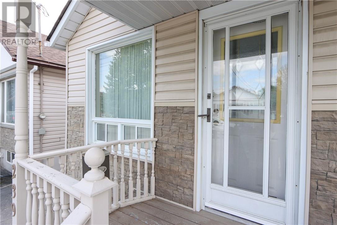 Property at 239 Wilma Street image 2