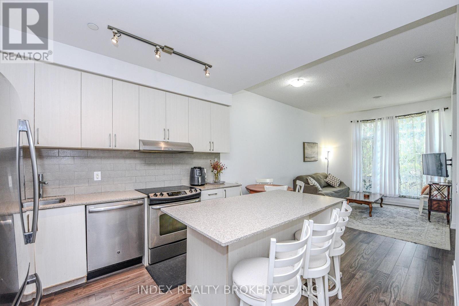 Property at 103 - 2560 EGLINTON AVENUE image 5