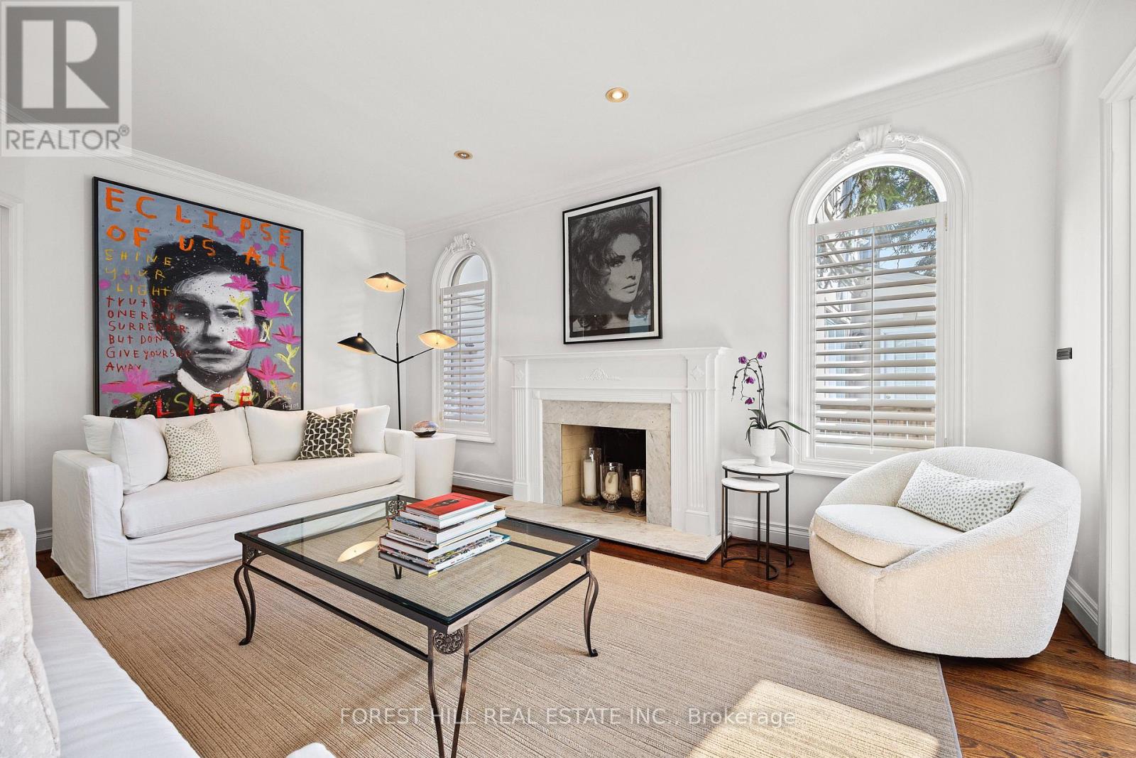 Property at 88 YONGE BOULEVARD image 4