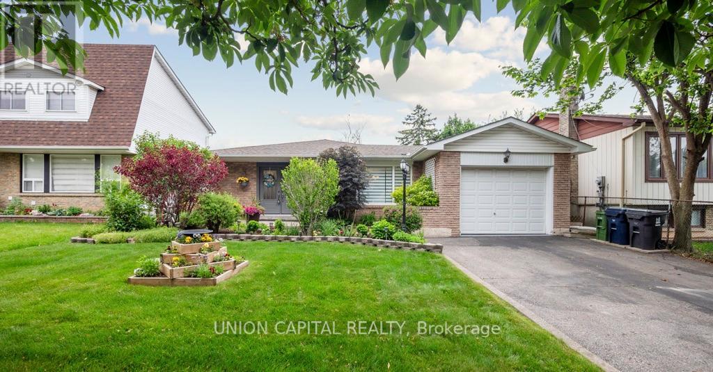 Property at 107 WHITE HEATHER BOULEVARD image 1