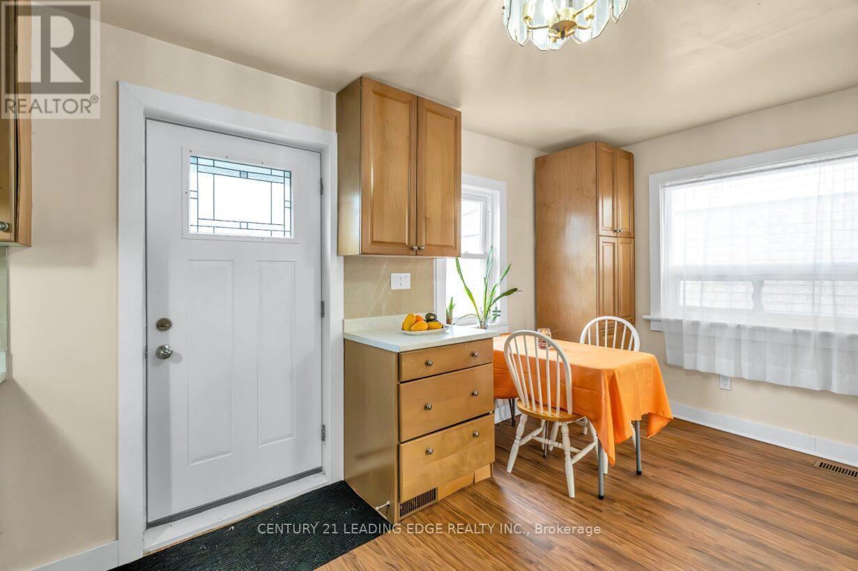 81 Lillington Avenue, Toronto, Ontario  M1N 3K6 - Photo 12 - E12223624