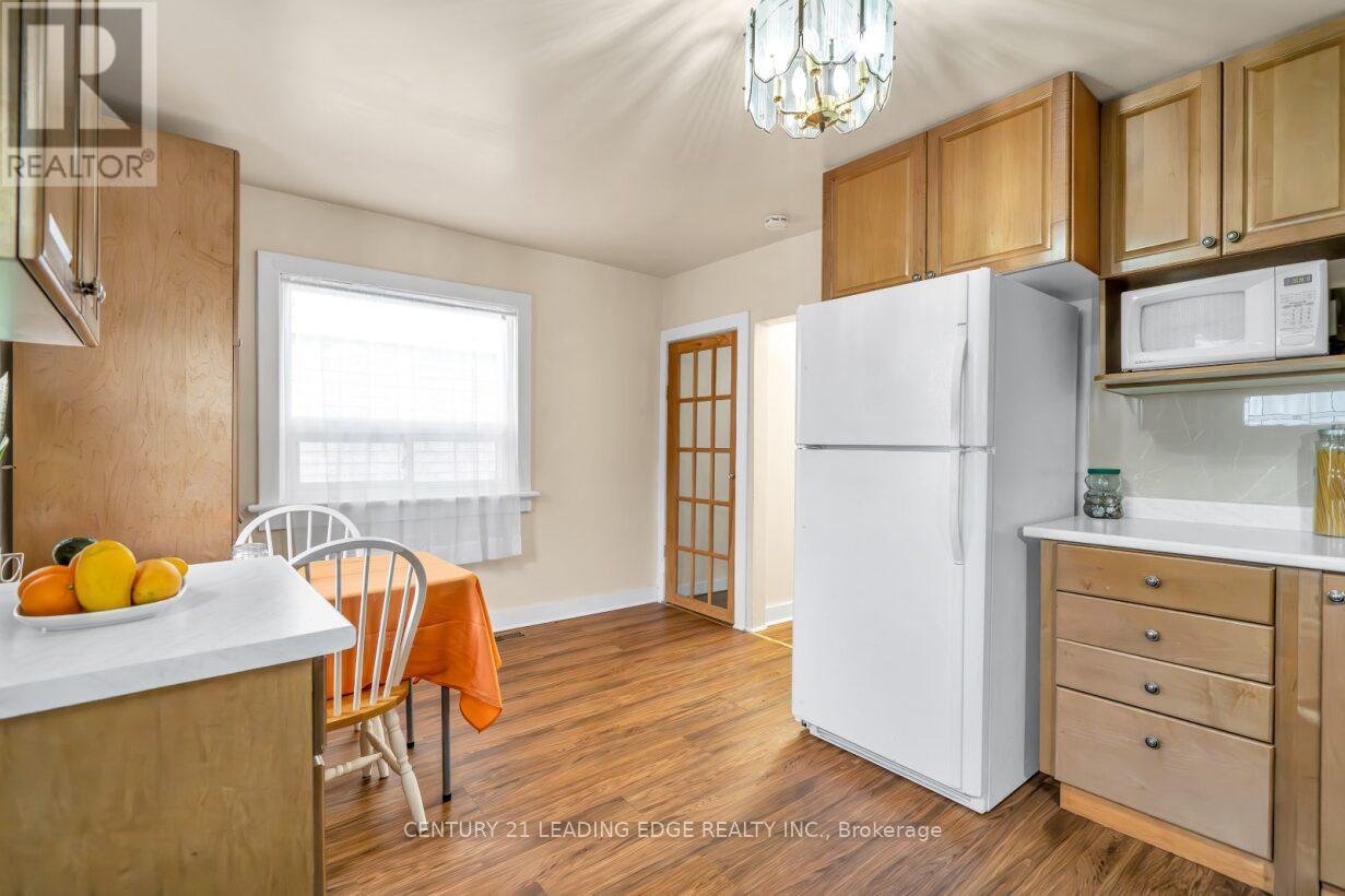 81 Lillington Avenue, Toronto, Ontario  M1N 3K6 - Photo 15 - E12223624
