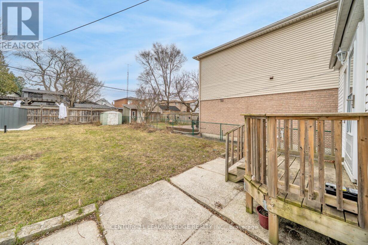 81 Lillington Avenue, Toronto, Ontario  M1N 3K6 - Photo 6 - E12223624