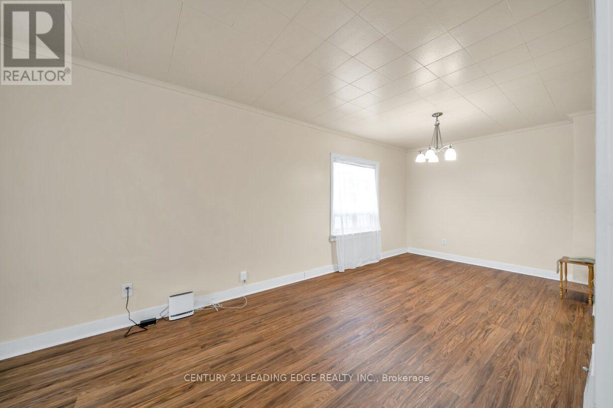 81 Lillington Avenue, Toronto, Ontario  M1N 3K6 - Photo 9 - E12223624