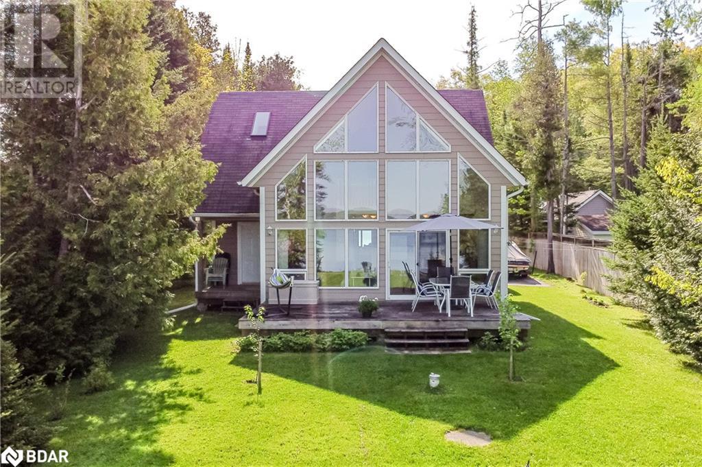 10 BUTTERCUP LANE Lane, Orr Lake, Ontario