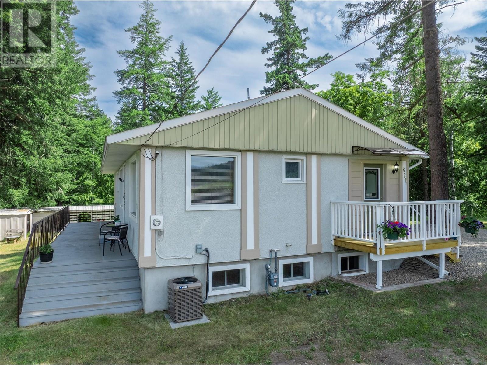 Property at 851 Dilworth Road image 2