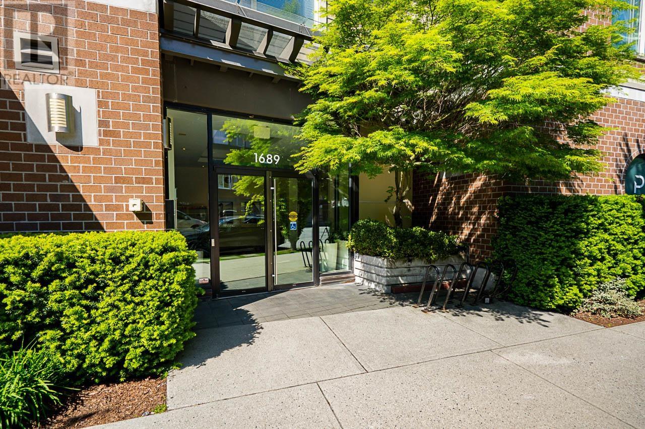 304 1689 E 13TH AVENUE, vancouver, British Columbia V5N0A5