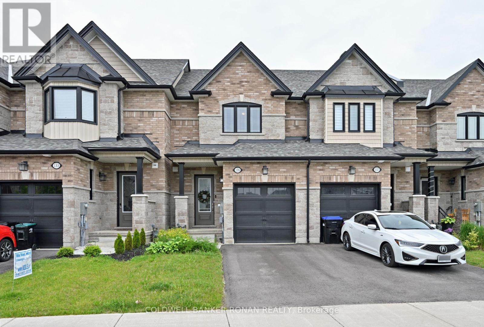 Property at 135 WALKER BOULEVARD image 1