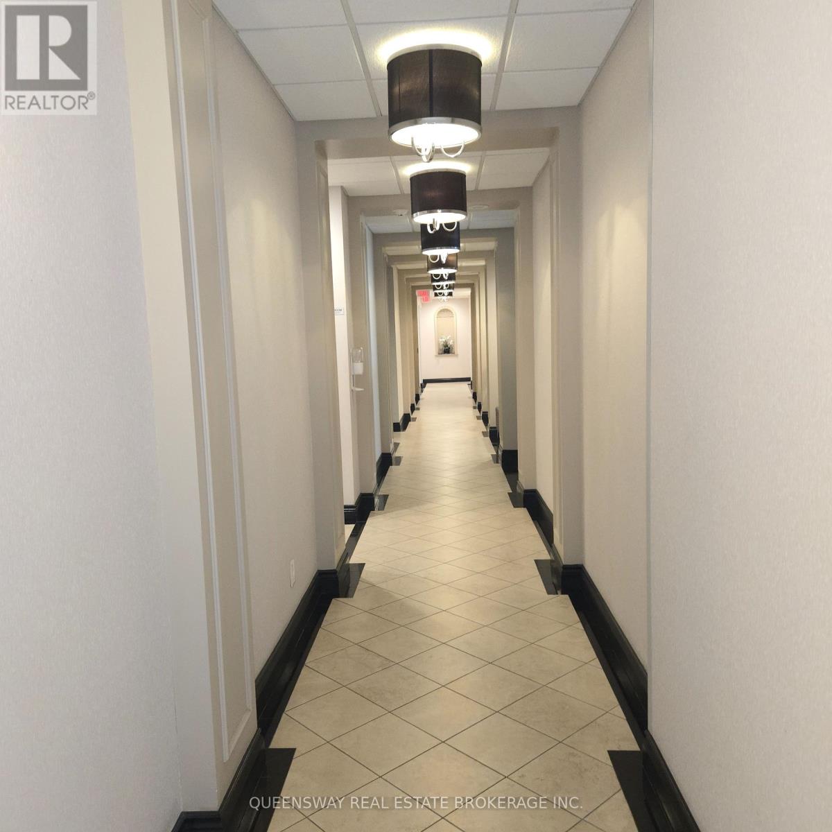 Ph-107 - 1 Emerald Lane, Vaughan (Crestwood-Springfarm-Yorkhill), Ontario  L4J 8N2 - Photo 11 - N12223648