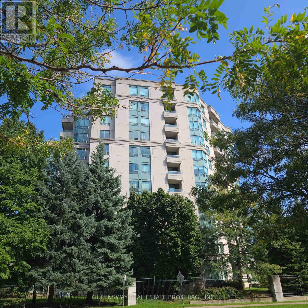 Ph-107 - 1 Emerald Lane, Vaughan (Crestwood-Springfarm-Yorkhill), Ontario  L4J 8N2 - Photo 2 - N12223648