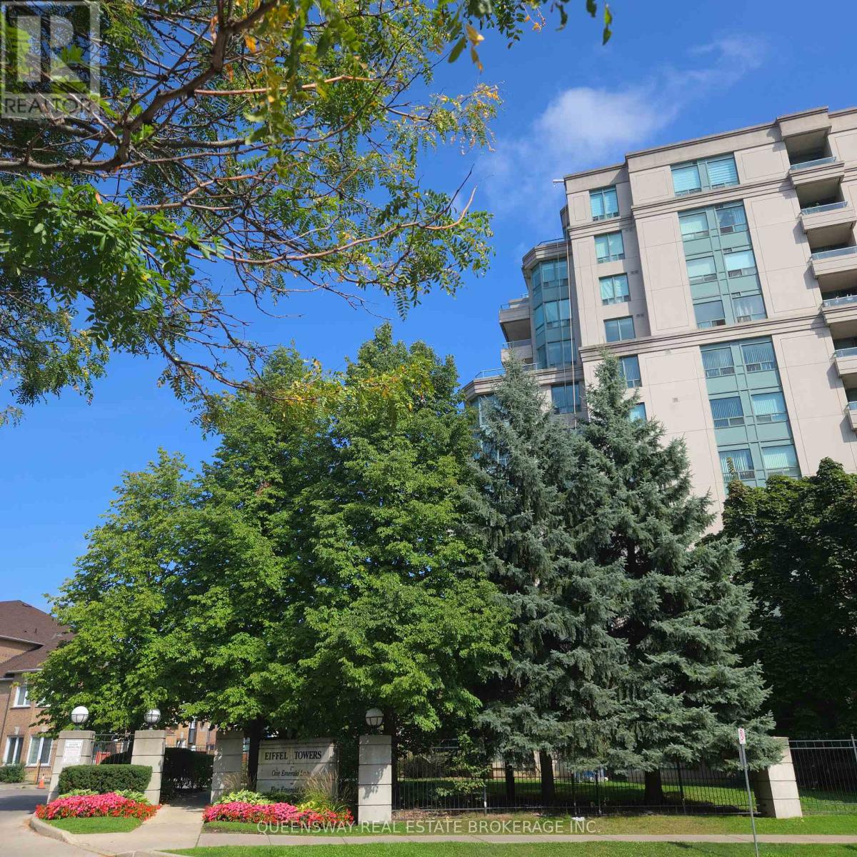 Ph-107 - 1 Emerald Lane, Vaughan (Crestwood-Springfarm-Yorkhill), Ontario  L4J 8N2 - Photo 3 - N12223648