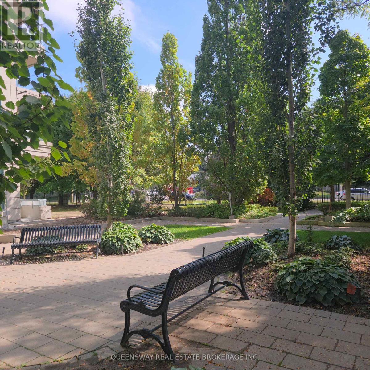 Ph-107 - 1 Emerald Lane, Vaughan (Crestwood-Springfarm-Yorkhill), Ontario  L4J 8N2 - Photo 8 - N12223648