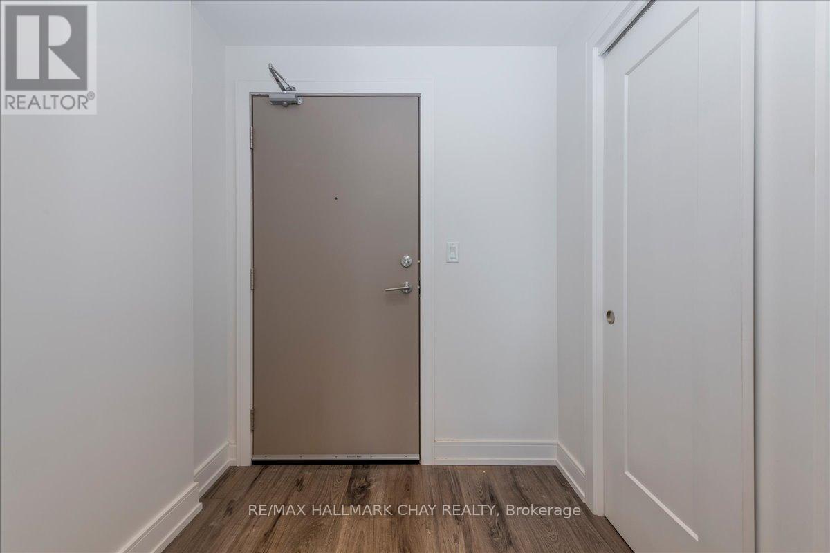 Property at 703 - 185 DUNLOP STREET image 4
