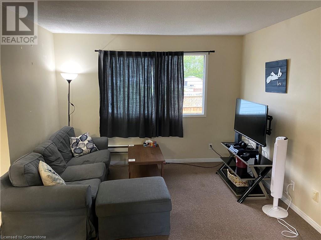 839 Stirling Avenue S, Kitchener, Ontario  N2L 2M6 - Photo 23 - 40738443