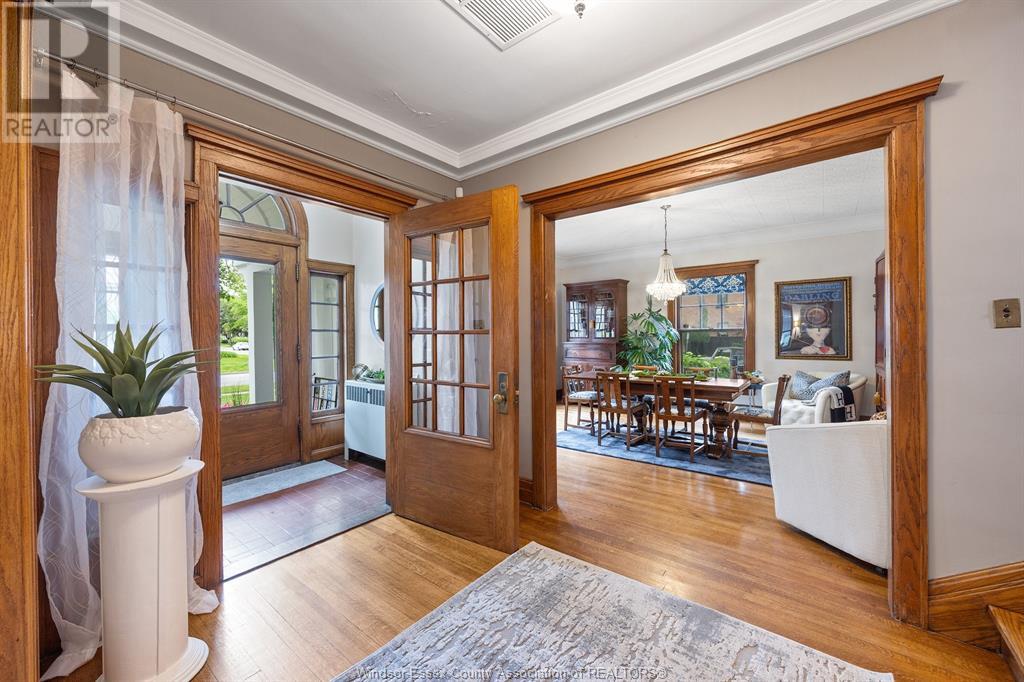 Property at 712 DEVONSHIRE ROAD image 4