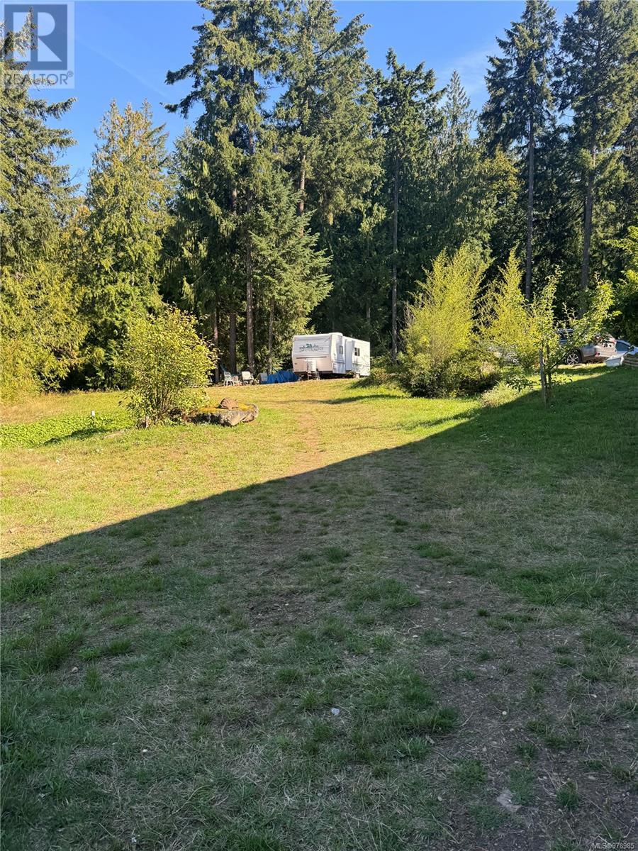 Property at 3989 Riverside Rd image 5