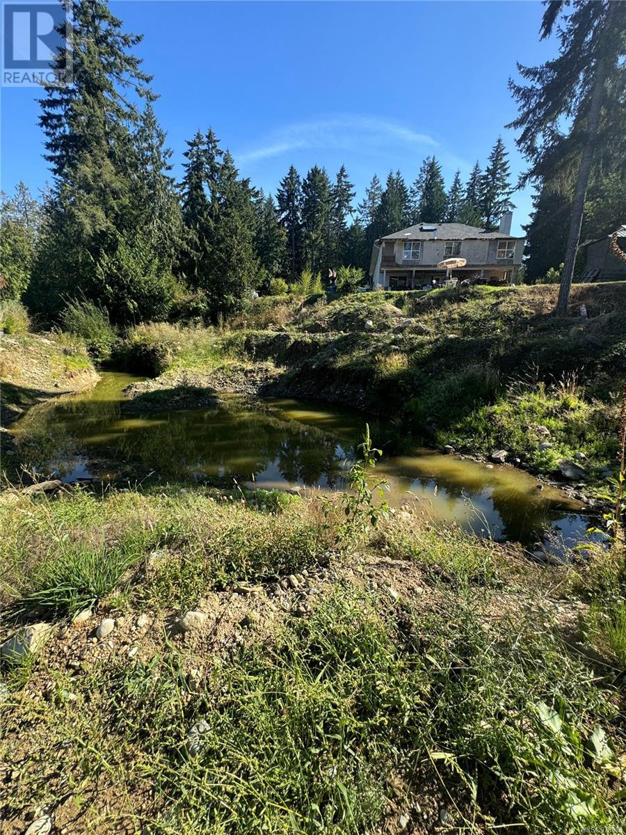 Property at 3989 Riverside Rd image 4