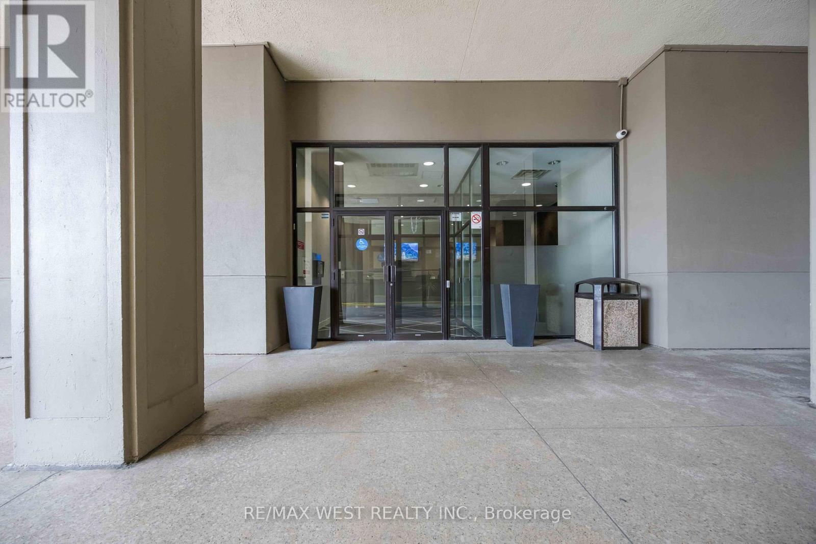 Property at 529 - 2737 KEELE STREET image 2