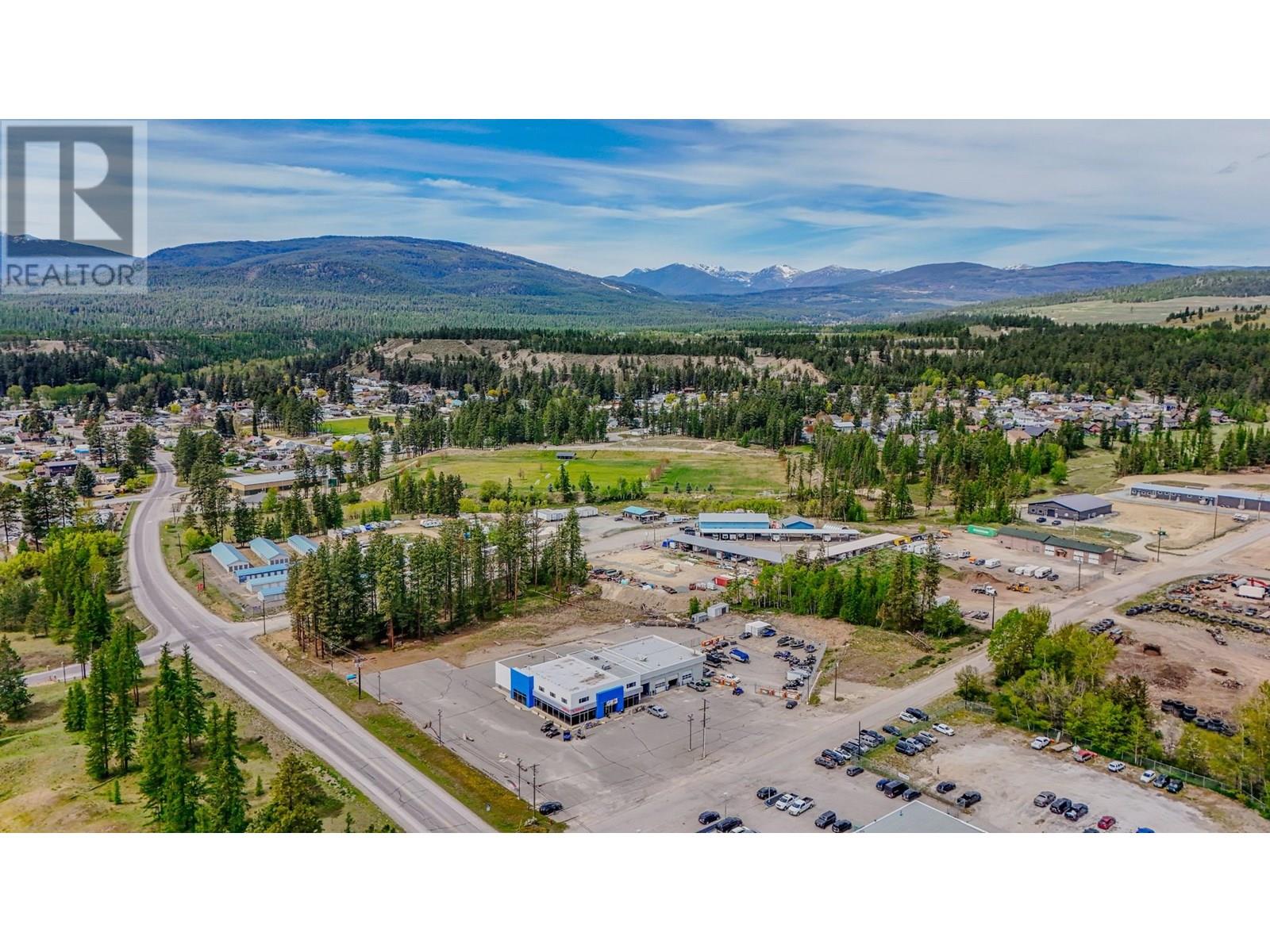 1142 304th Street, Marysville, British Columbia  V1A 3H6 - Photo 3 - 10352313