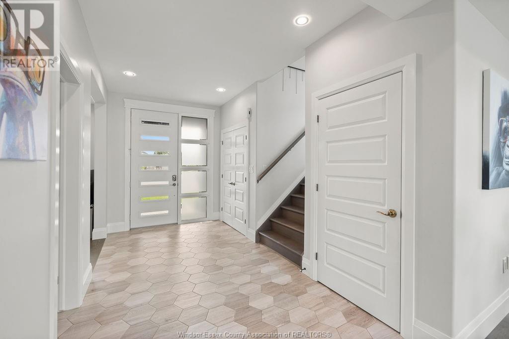 Property at 200 RAFIH CRESCENT image 5