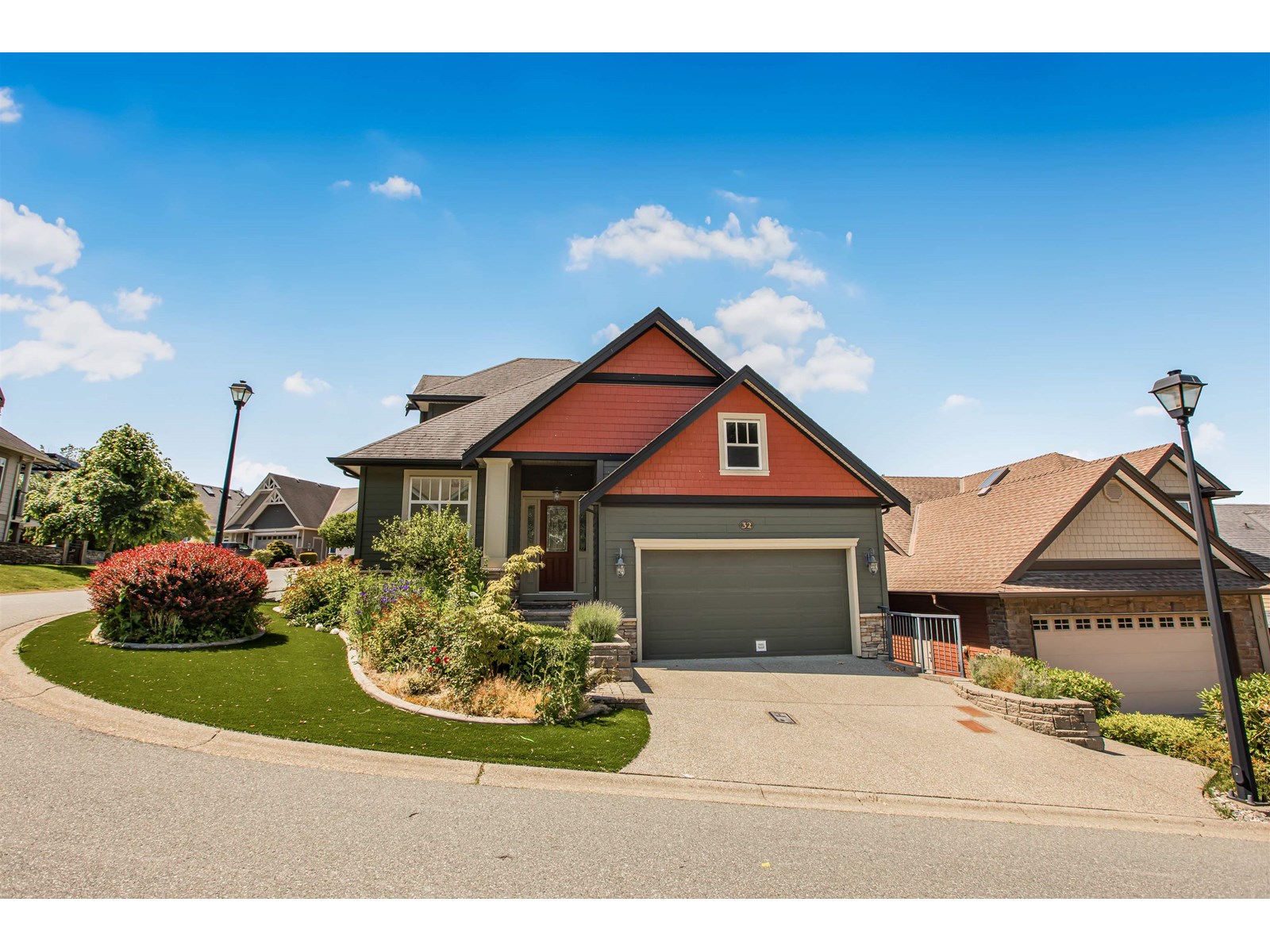 Property at 32 3800 GOLF COURSE DRIVE image 2