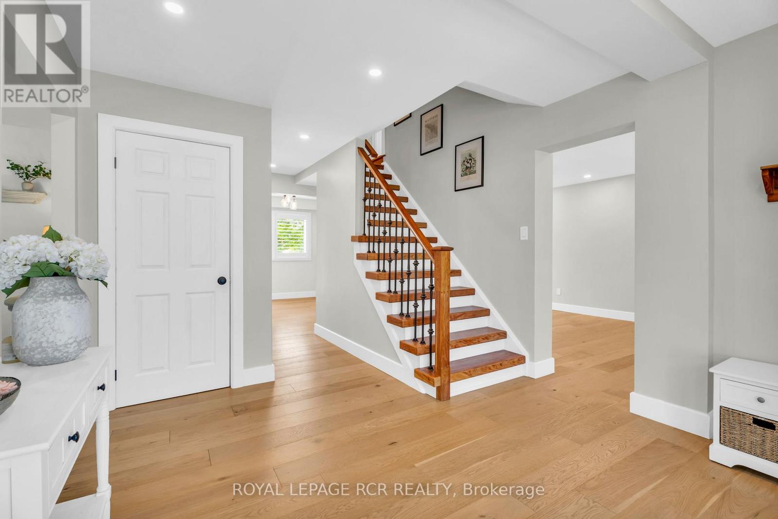 Property at 6 PINEVIEW ROAD image 4