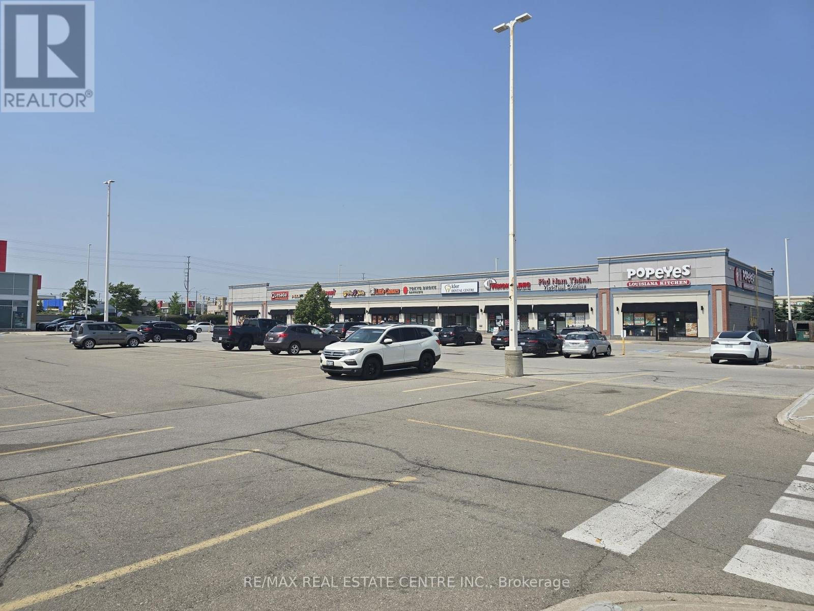 Unit 1 - 80 Dundas Street E, Hamilton (Waterdown), Ontario  L0R 2H2 - Photo 1 - X12223676