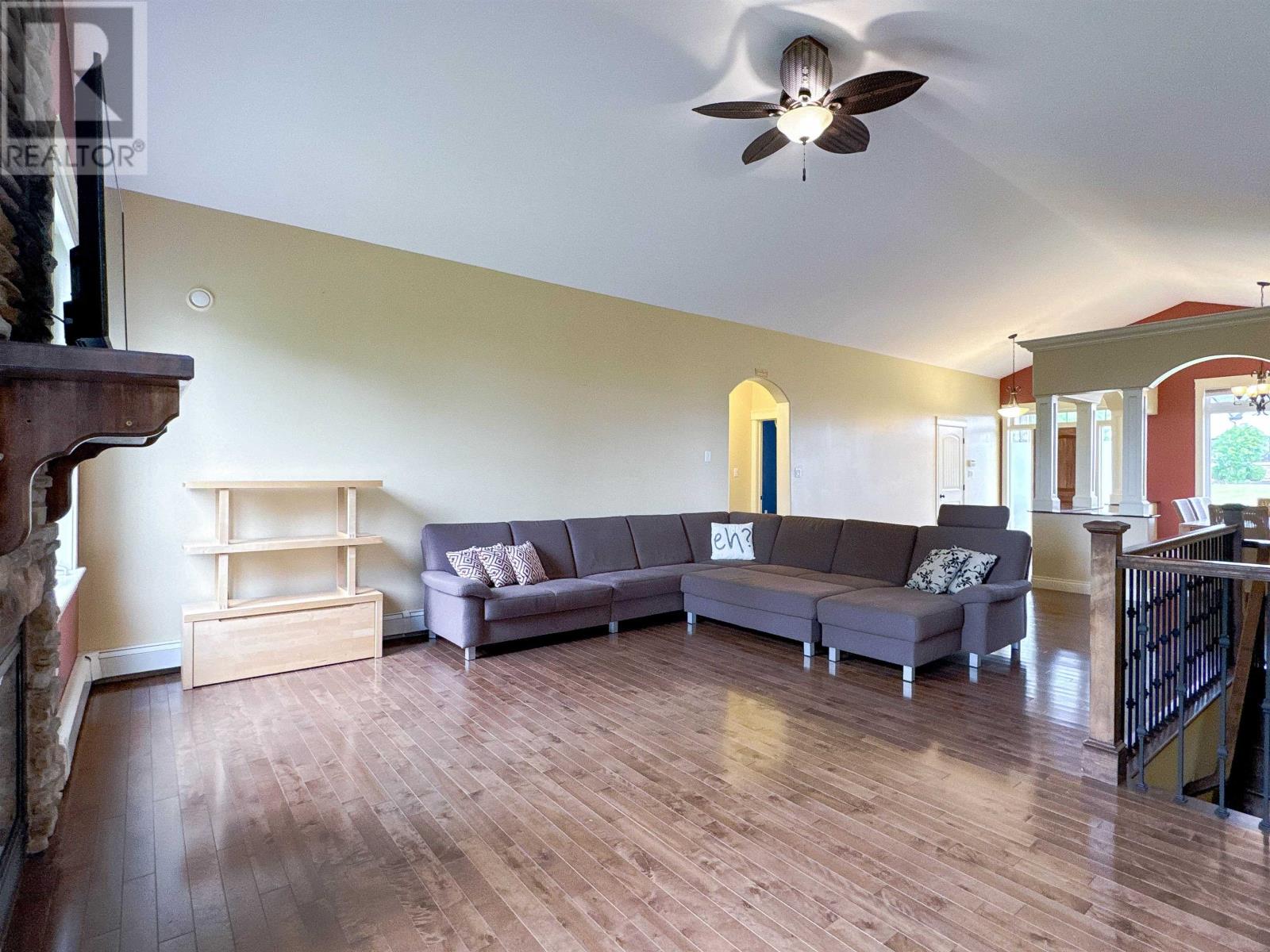 41 Southampton Drive, Stratford, Prince Edward Island  C1B 0B2 - Photo 10 - 202514749