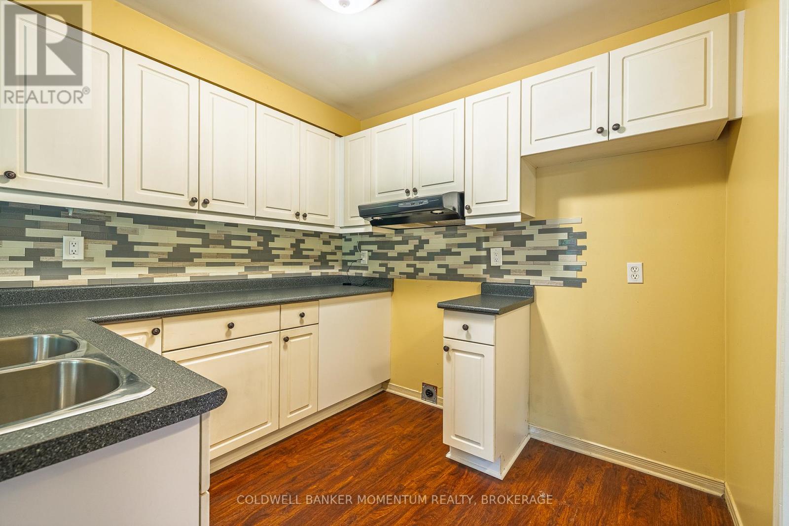 5191 Mulberry Drive, Lincoln, Ontario  L3J 0J6 - Photo 15 - X12123694