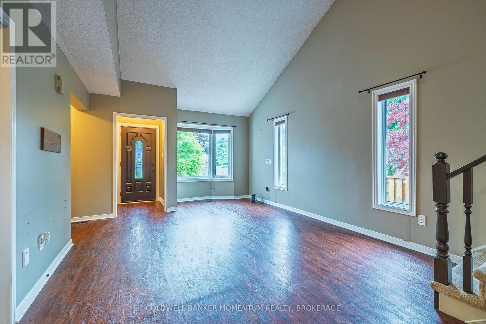5191 Mulberry Drive, Lincoln, Ontario  L3J 0J6 - Photo 8 - X12123694