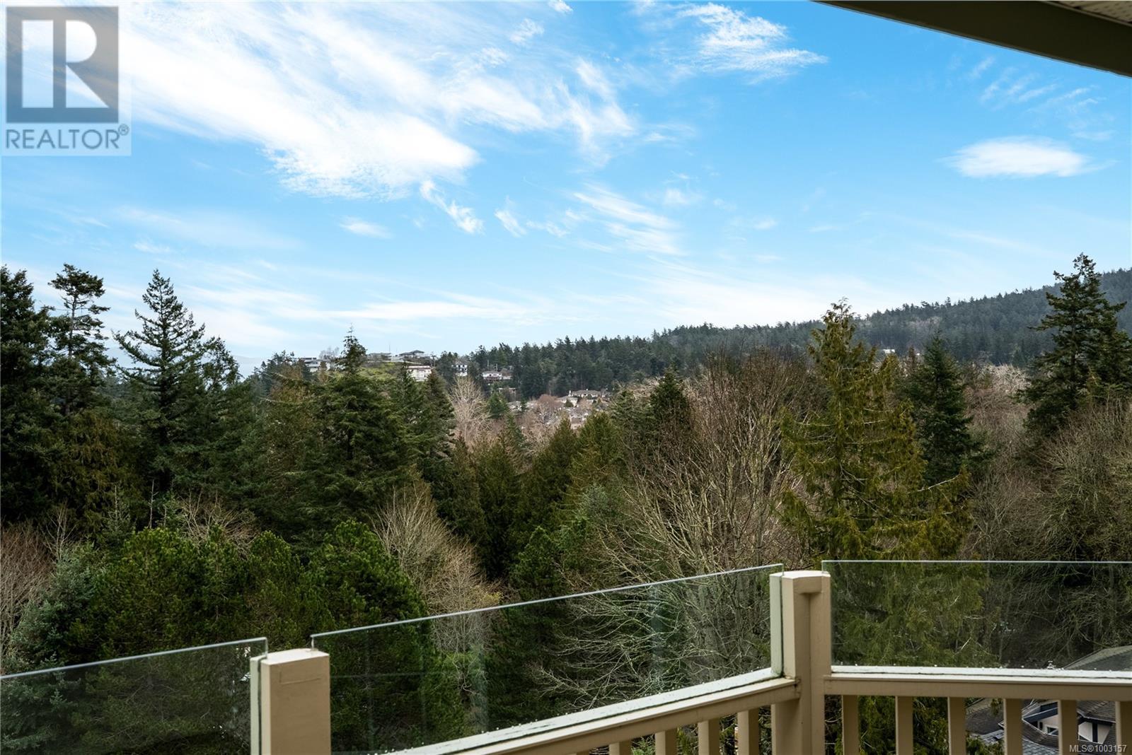 Property at 4833 Sea Ridge Dr image 4