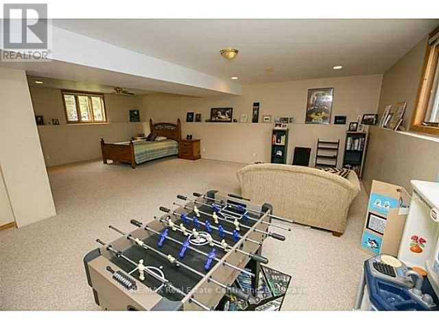 28 Pinegrove Crescent, Adjala-Tosorontio, Ontario  L0M 1M0 - Photo 25 - N12220492