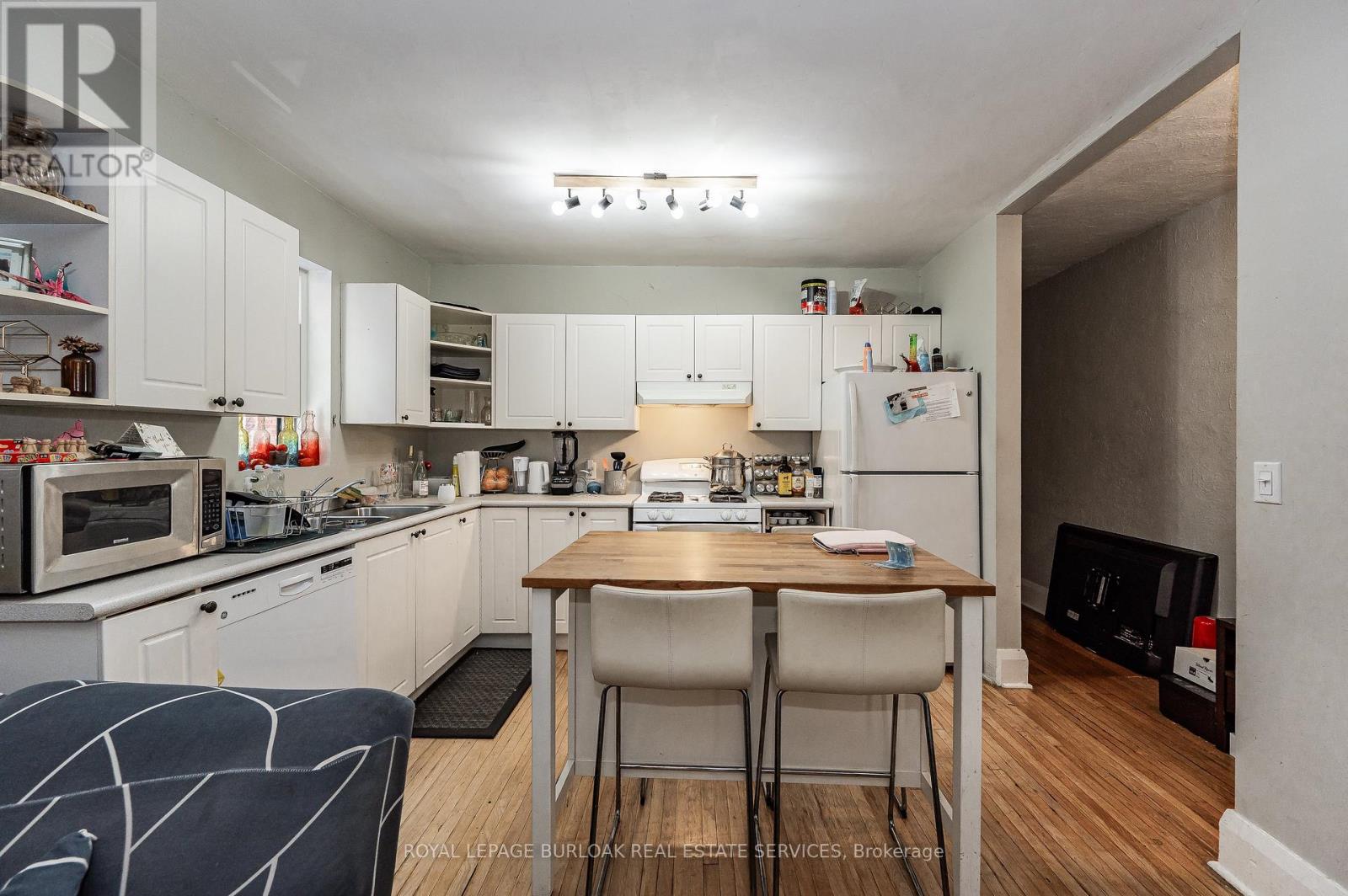 527 Kingston Road, Toronto (The Beaches), Ontario  M4L 1V5 - Photo 9 - E12223728
