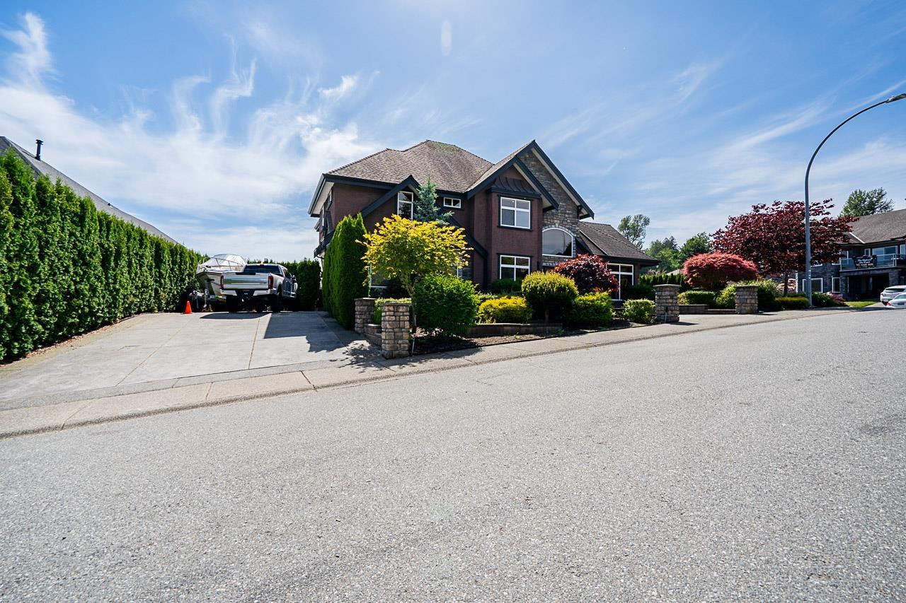 Property at 7969 TUCKWELL TERRACE image 4