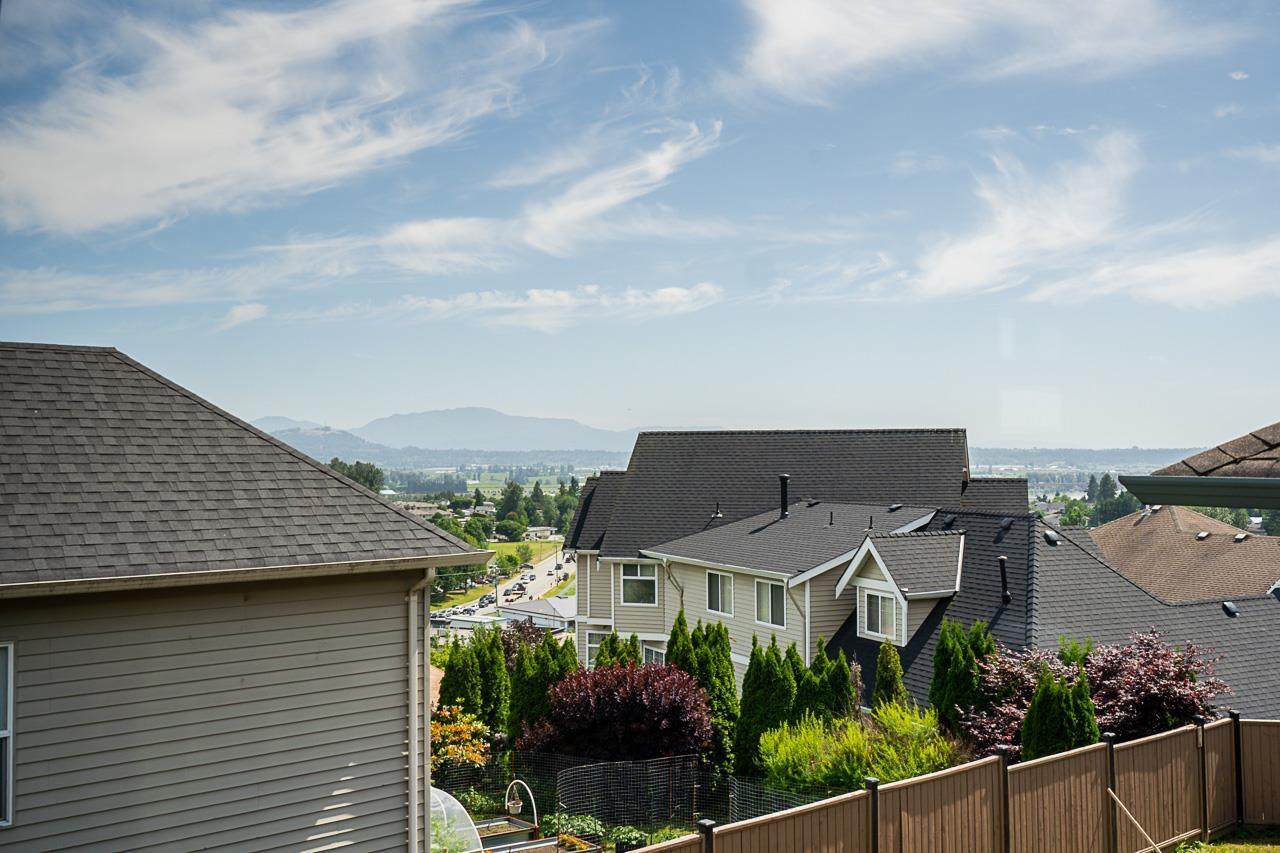 Property at 7969 TUCKWELL TERRACE image 2