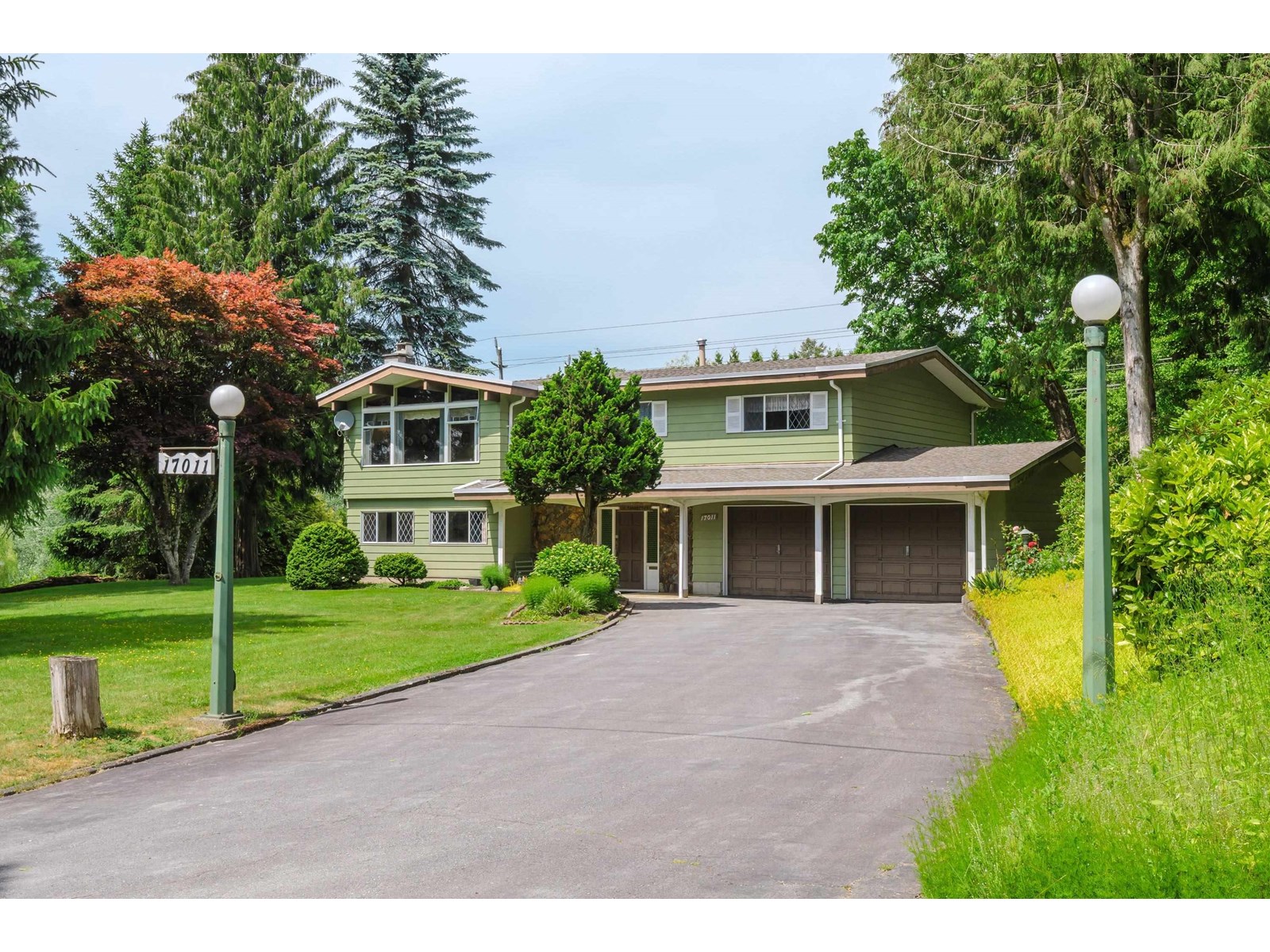 Property at 17011 94A AVENUE image 1