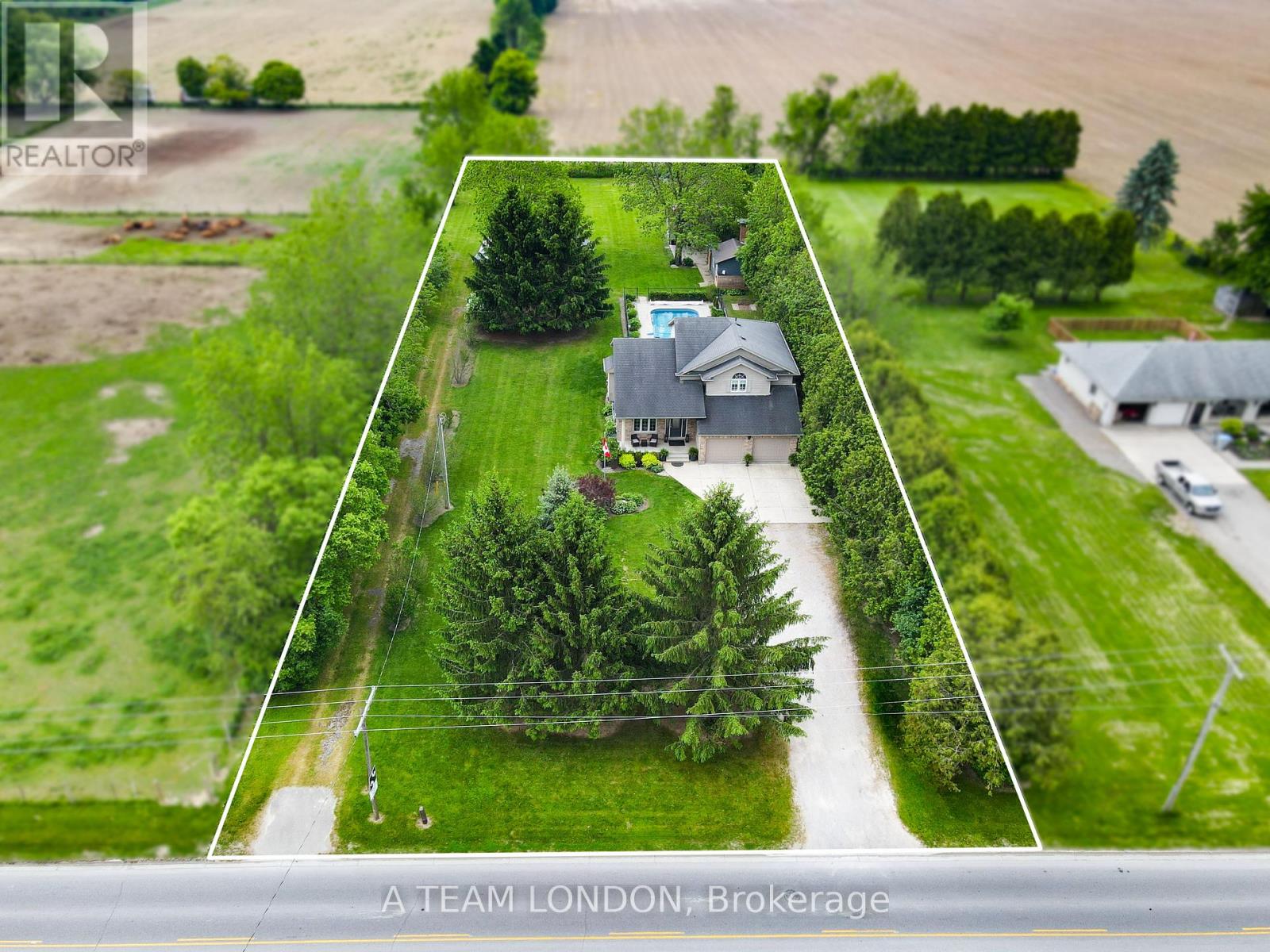 400 Second Street, Strathroy-Caradoc (Ne), Ontario  N7G 3H8 - Photo 31 - X12223795