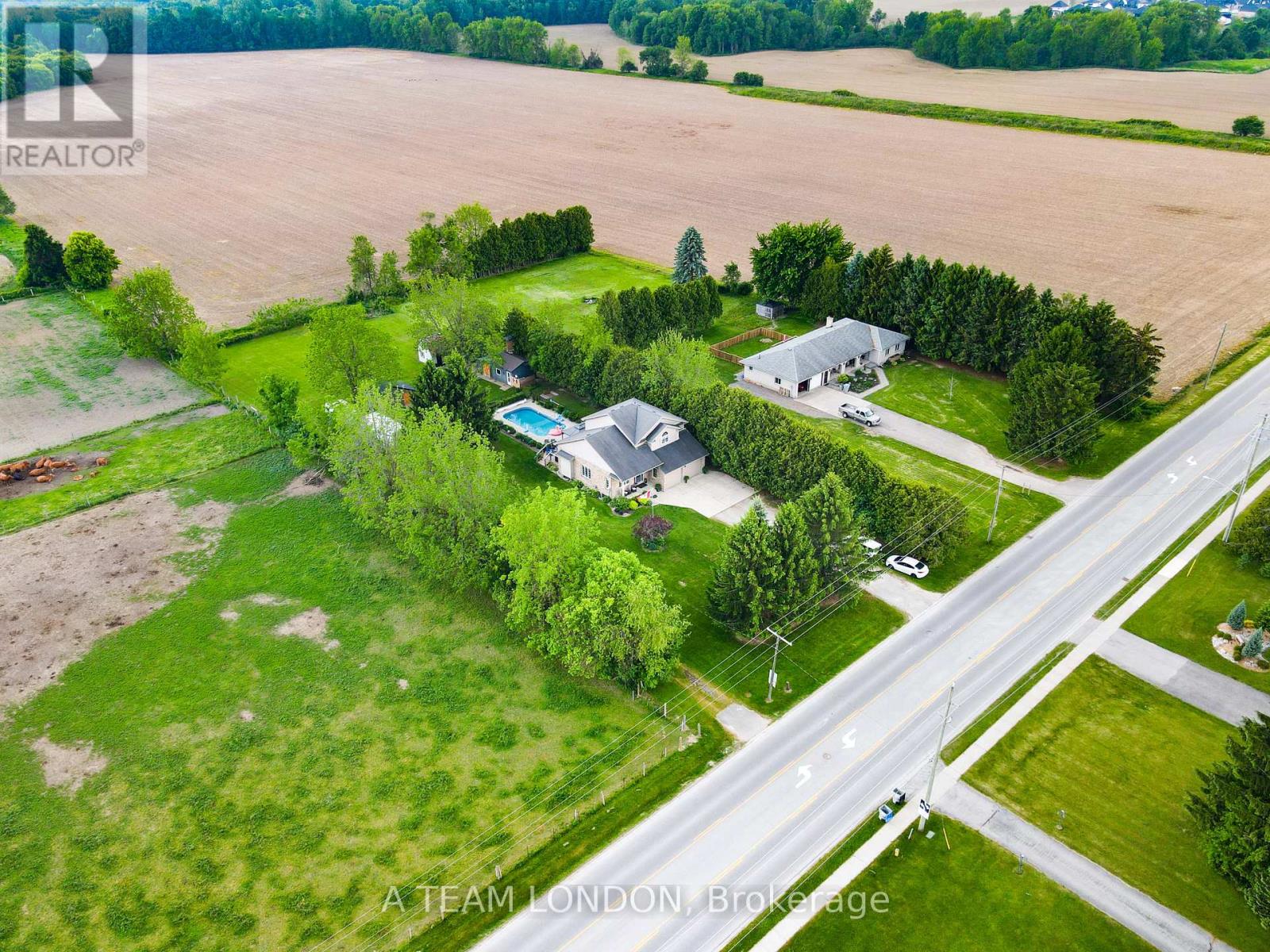 400 Second Street, Strathroy-Caradoc (Ne), Ontario  N7G 3H8 - Photo 32 - X12223795