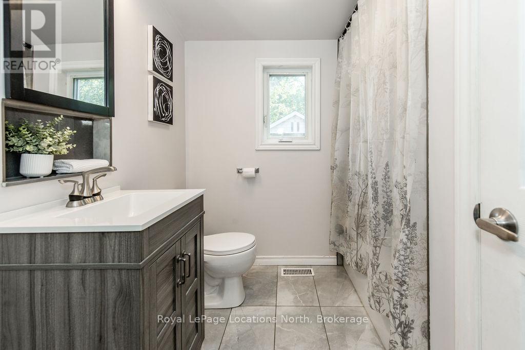 497 Oxbow Park Drive, Wasaga Beach, Ontario  L9Z 2T9 - Photo 18 - S12223859