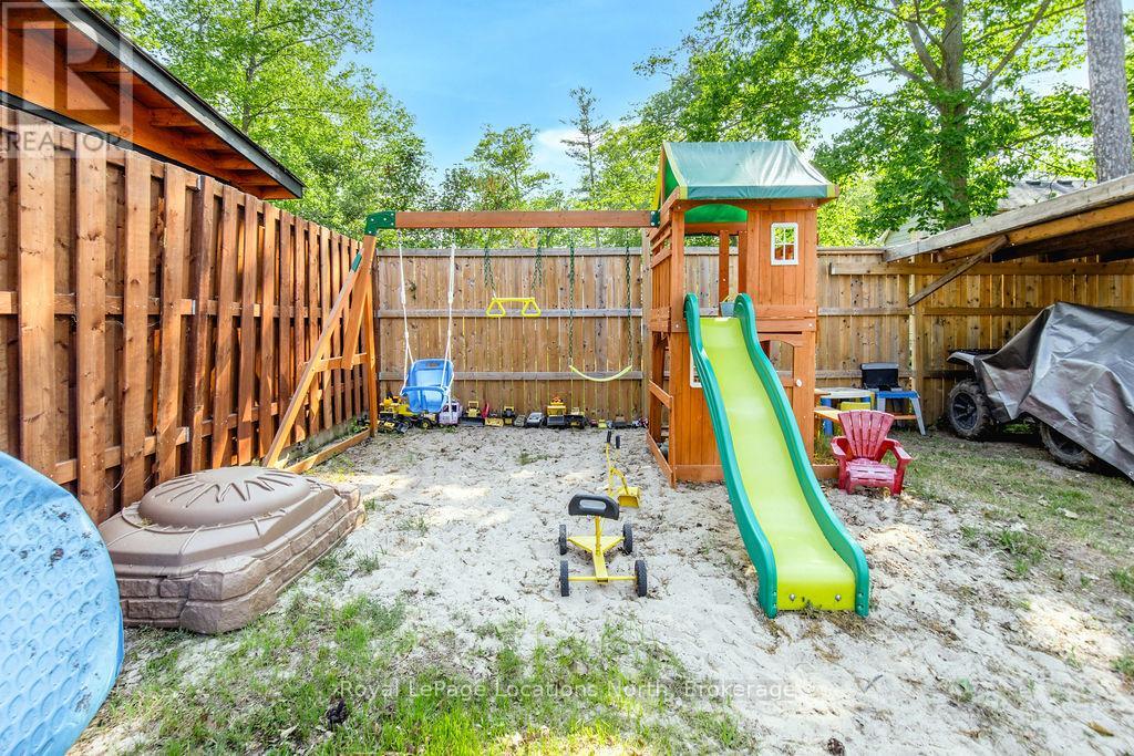 497 Oxbow Park Drive, Wasaga Beach, Ontario  L9Z 2T9 - Photo 23 - S12223859