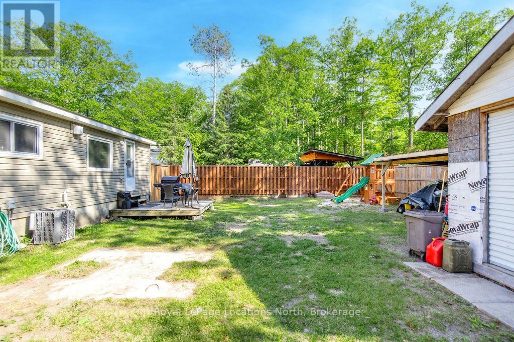 497 Oxbow Park Drive, Wasaga Beach, Ontario  L9Z 2T9 - Photo 25 - S12223859