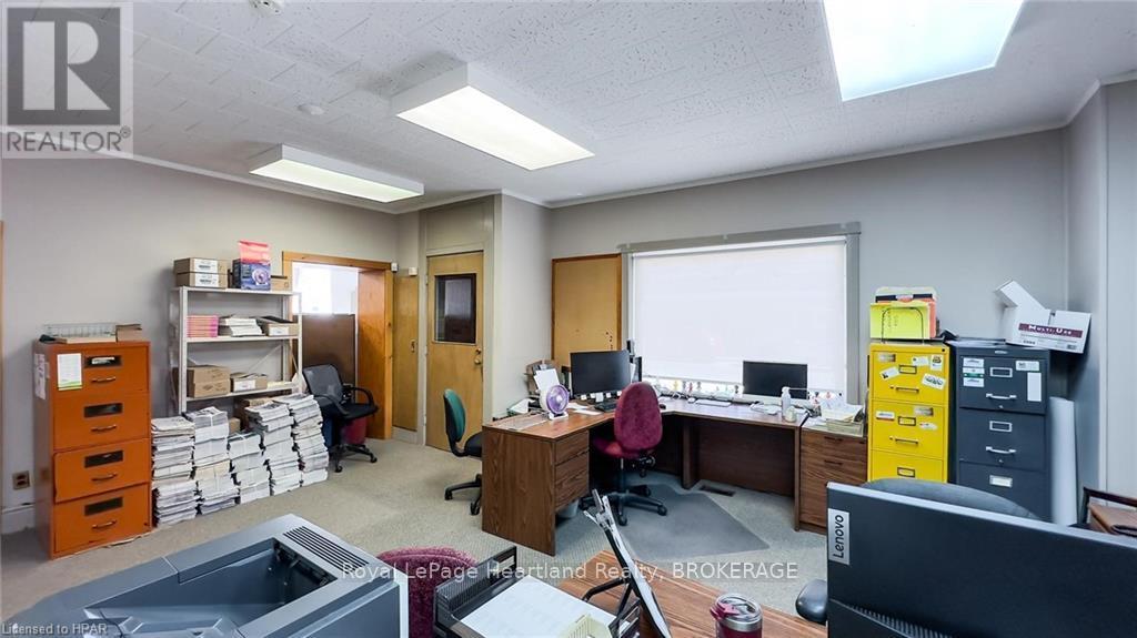 405 Queen St, North Huron (Blyth), Ontario  N0M 1H0 - Photo 32 - X10780940