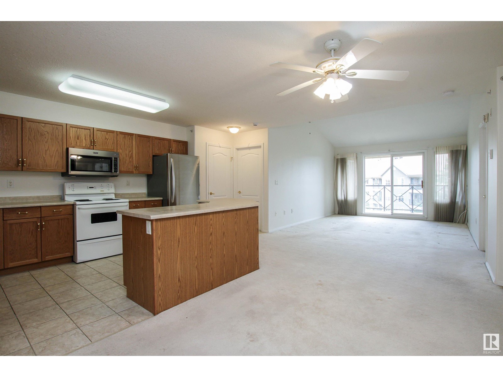 Property at #402 8912 156 ST NW image 4