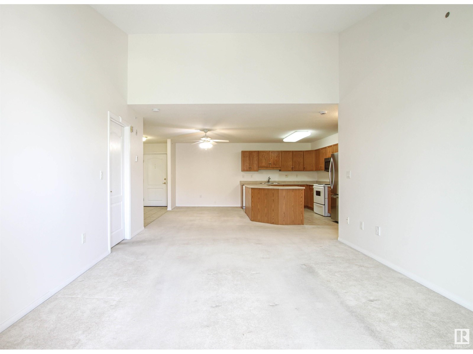Property at #402 8912 156 ST NW image 3